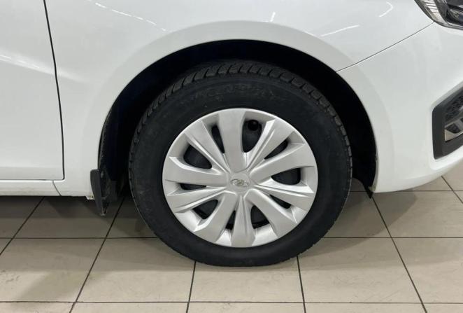Lada (ВАЗ) Vesta I Рестайлинг (NG) с пробегом 2024 года, цена 1 420 000 рублей, 63749 км, седан, Автокод Объявления