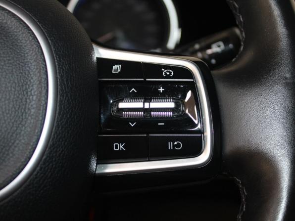 Kia Carnival IV с пробегом 2021 года, цена 3 299 900 рублей, 123217 км, минивэн, Автокод Объявления