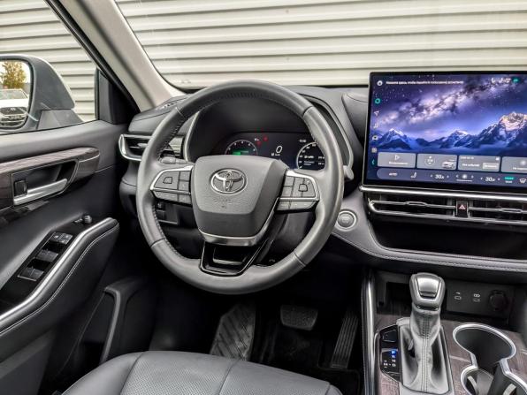 Toyota Highlander IV (XU70) с пробегом 2025 года, цена 5 200 000 рублей, 10252 км, внедорожник, Автокод Объявления