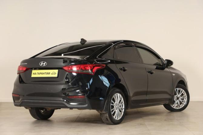 Hyundai Solaris II с пробегом 2019 года, цена 1 039 000 рублей, 259000 км, седан, Автокод Объявления
