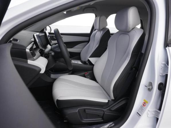 BYD Seal 05 с пробегом 2025 года, цена 2 989 434 рубля, 32 км, седан, Автокод Объявления