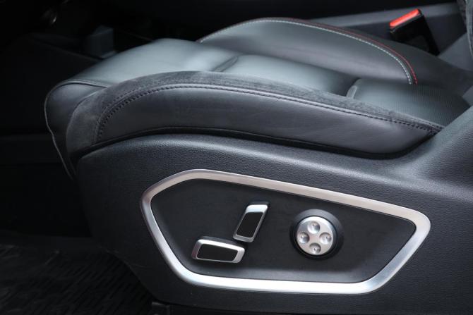 Geely Tugella I с пробегом 2022 года, цена 2 650 000 рублей, 56196 км, внедорожник, Автокод Объявления