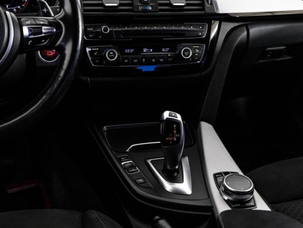BMW 3 серии VI (F3x) Рестайлинг с пробегом 2015 года, цена 2 099 000 рублей, 199900 км, седан, Автокод Объявления