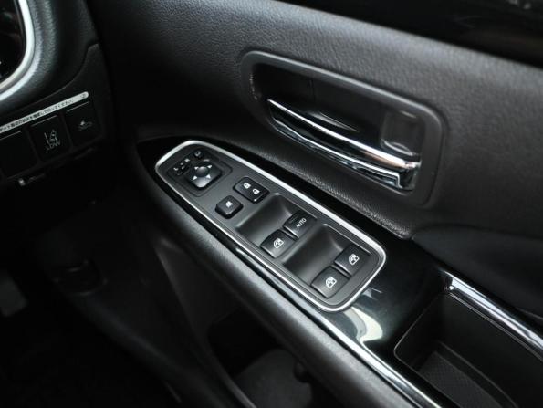 Mitsubishi Outlander III Рестайлинг 2 с пробегом 2015 года, цена 2 120 000 рублей, 192067 км, внедорожник, Автокод Объявления