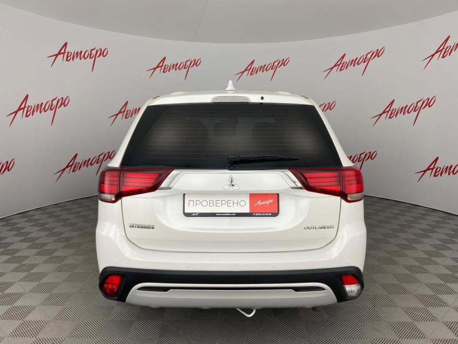 Mitsubishi Outlander III Рестайлинг 3 Псков  - изображение 4