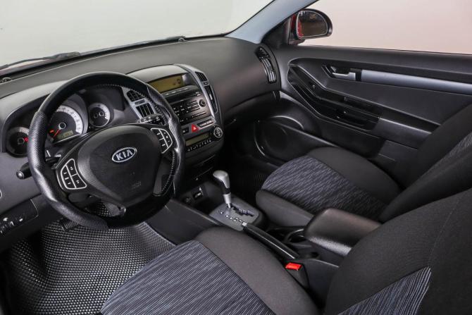 Kia Ceed I с пробегом 2008 года, цена 589 000 рублей, 252121 км, хэтчбек, Автокод Объявления