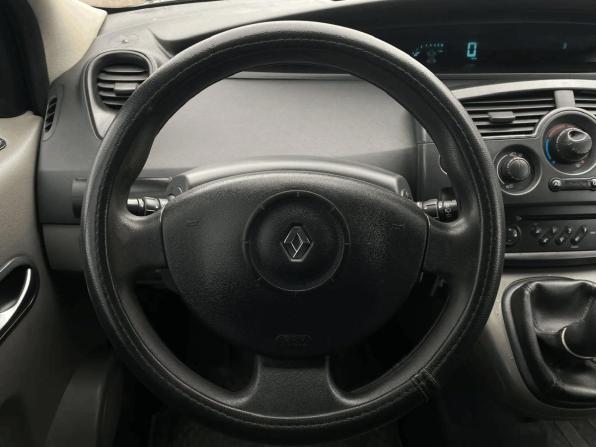 Renault Scenic II Рестайлинг с пробегом 2007 года, цена 435 000 рублей, 233000 км, минивэн, Автокод Объявления