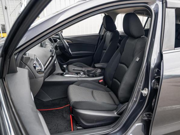 Mazda Axela III с пробегом 2015 года, цена 1 285 000 рублей, 148475 км, хэтчбек, Автокод Объявления