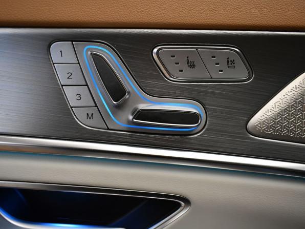 JETOUR X70 PLUS I Рестайлинг с пробегом 2024 года, цена 2 275 000 рублей, 55000 км, внедорожник, Автокод Объявления