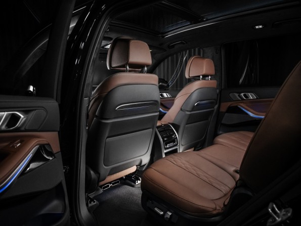 Новый BMW X7 I (G07) Рестайлинг 2024 года, цена 21 172 900 рублей, внедорожник, Автокод Объявления