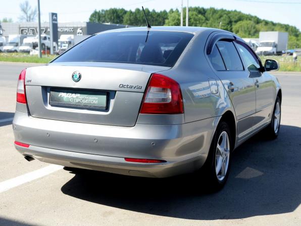 Skoda Octavia II (A5) Рестайлинг с пробегом 2011 года, цена 780 000 рублей, 173000 км, лифтбек, Автокод Объявления