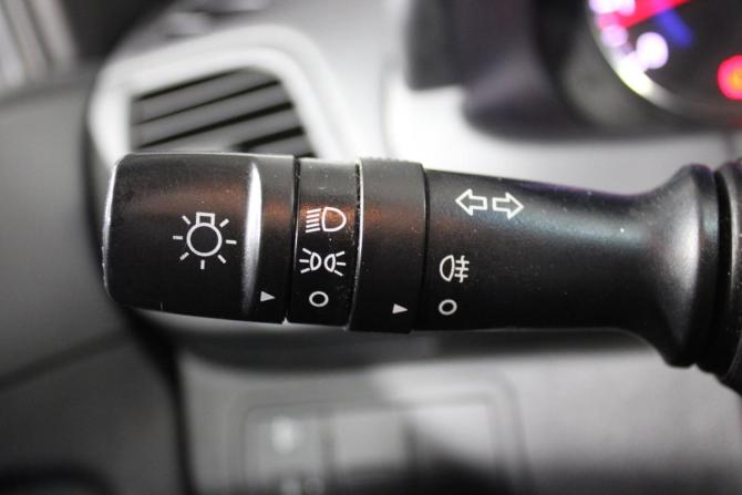 Hyundai Solaris I Рестайлинг с пробегом 2015 года, цена 799 000 рублей, 212000 км, седан, Автокод Объявления