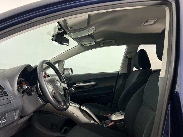 Toyota Auris I с пробегом 2008 года, цена 535 000 рублей, 294000 км, хэтчбек, Автокод Объявления