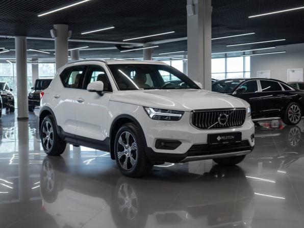 Volvo XC40 I с пробегом 2021 года, цена 3 610 000 рублей, 45529 км, внедорожник, Автокод Объявления