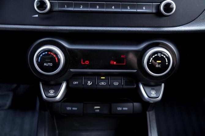 Kia Rio IV Рестайлинг с пробегом 2021 года, цена 1 449 000 рублей, 177324 км, седан, Автокод Объявления