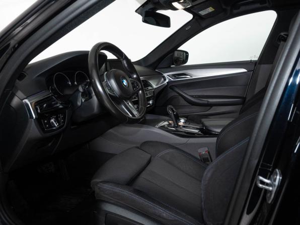 BMW 5 серии VII (G30/G31/G38) с пробегом 2018 года, цена 3 250 000 рублей, 167000 км, седан, Автокод Объявления