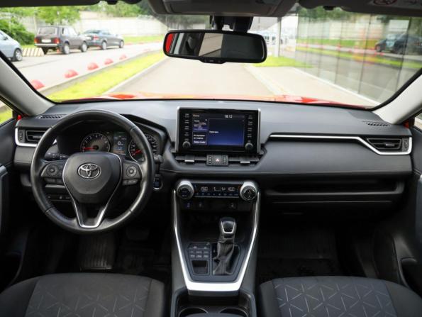 Toyota RAV4 V (XA50) с пробегом 2021 года, цена 3 199 000 рублей, 57629 км, внедорожник, Автокод Объявления