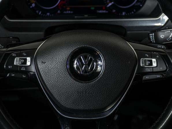 Volkswagen Tiguan II с пробегом 2018 года, цена 2 890 000 рублей, 147712 км, внедорожник, Автокод Объявления