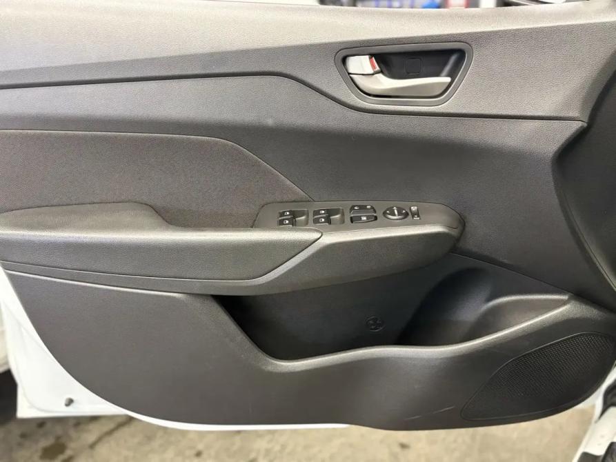 Hyundai Solaris II Саратов  - изображение 12