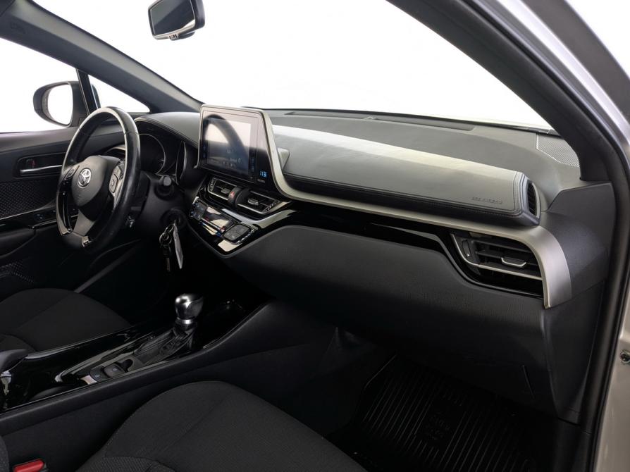 Toyota C-HR I Москва  - изображение 20