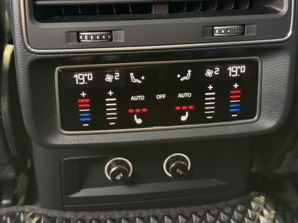 Audi Q8 I (4M) с пробегом 2019 года, цена 6 700 000 рублей, 116845 км, внедорожник, Автокод Объявления