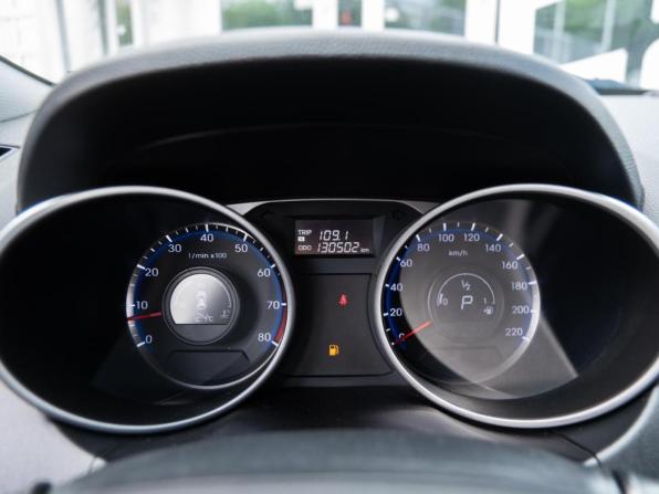 Hyundai ix35 I Рестайлинг с пробегом 2015 года, цена 1 560 000 рублей, 130499 км, внедорожник, Автокод Объявления