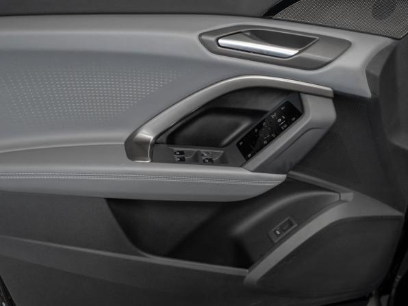 Audi Q5 III (GU) с пробегом 2025 года, цена 5 980 000 рублей, 11054 км, внедорожник, Автокод Объявления