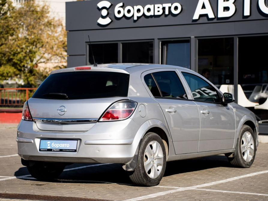 Opel Astra H Рестайлинг Ростов-на-Дону  - изображение 4