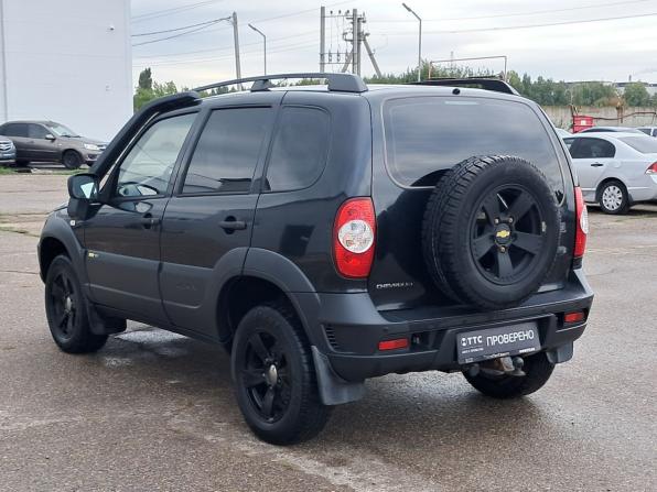 Chevrolet Niva I Рестайлинг с пробегом 2018 года, цена 605 000 рублей, 133425 км, внедорожник, Автокод Объявления
