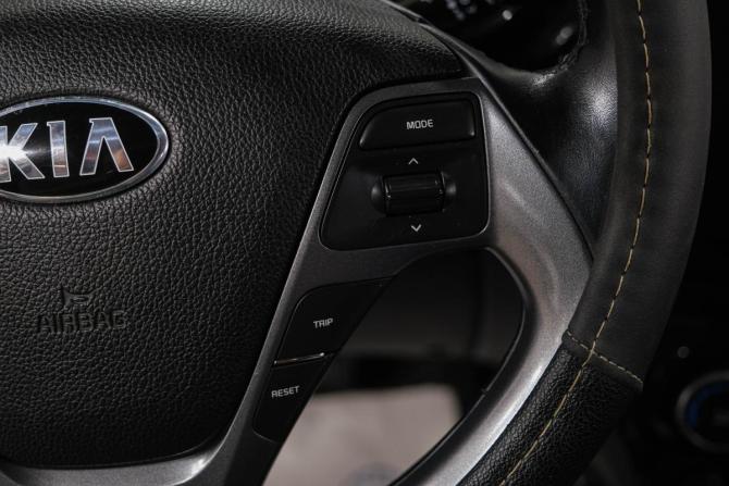 Kia Rio III с пробегом 2015 года, цена 1 049 000 рублей, 140000 км, хэтчбек, Автокод Объявления