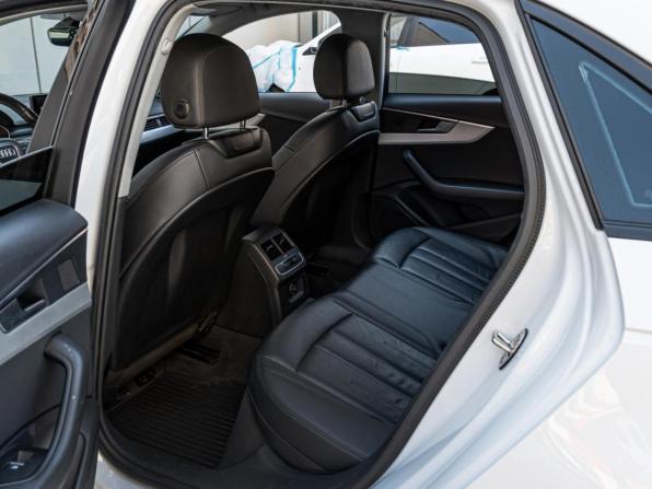 Audi A4 V (B9) с пробегом 2018 года, цена 2 330 000 рублей, 75996 км, седан, Автокод Объявления