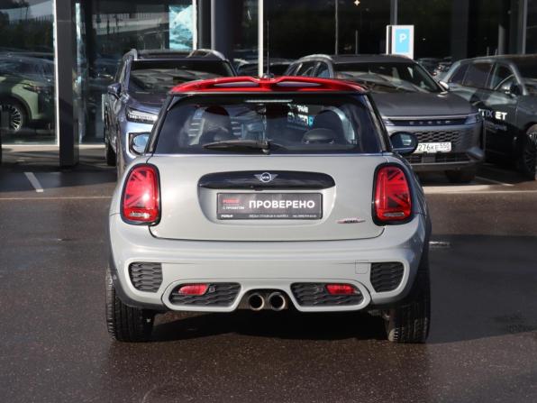 Mini Hatch III (F55/F56) Рестайлинг с пробегом 2019 года, цена 2 690 000 рублей, 100435 км, хэтчбек, Автокод Объявления