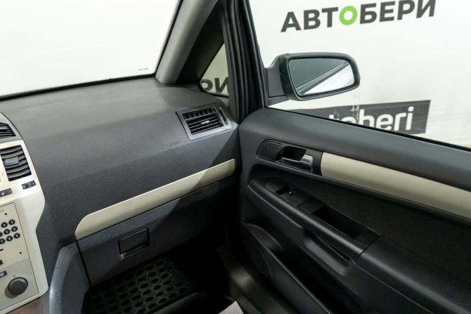 Opel Zafira B Рестайлинг с пробегом 2008 года, цена 446 000 рублей, 160000 км, минивэн, Автокод Объявления