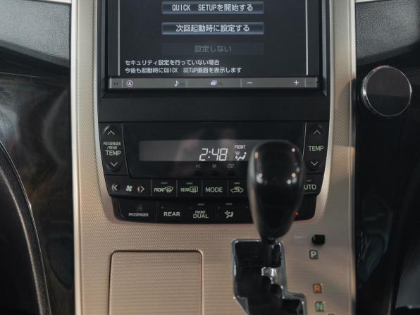 Toyota Alphard II с пробегом 2012 года, цена 3 425 000 рублей, 125000 км, минивэн, Автокод Объявления
