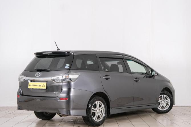 Toyota Wish II Рестайлинг с пробегом 2016 года, цена 1 599 000 рублей, 133000 км, минивэн, Автокод Объявления