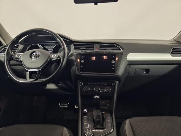 Volkswagen Tiguan II с пробегом 2020 года, цена 2 349 000 рублей, 98182 км, внедорожник, Автокод Объявления