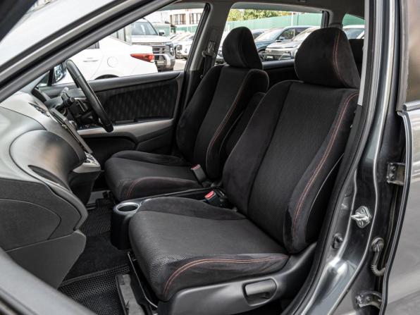 Honda Stream II Рестайлинг с пробегом 2009 года, цена 1 297 000 рублей, 158648 км, компактвэн, Автокод Объявления
