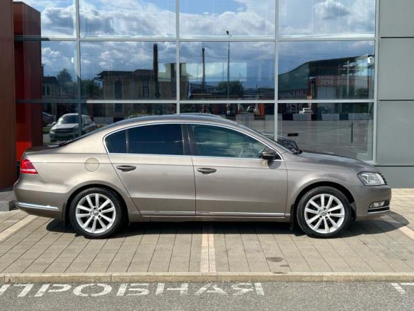 Volkswagen Passat B7 с пробегом 2011 года, цена 950 000 рублей, 187613 км, седан, Автокод Объявления