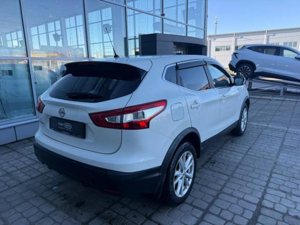 Nissan Qashqai II с пробегом 2015 года, цена 1 285 000 рублей, 96158 км, внедорожник, Автокод Объявления