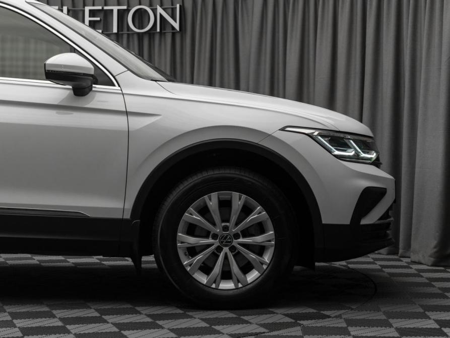 Volkswagen Tiguan II Рестайлинг Москва  - изображение 21