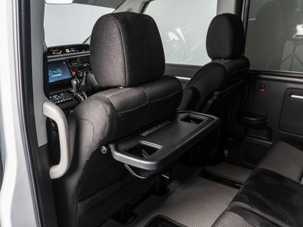 Honda Stepwgn V Рестайлинг с пробегом 2019 года, цена 2 450 000 рублей, 72888 км, минивэн, Автокод Объявления