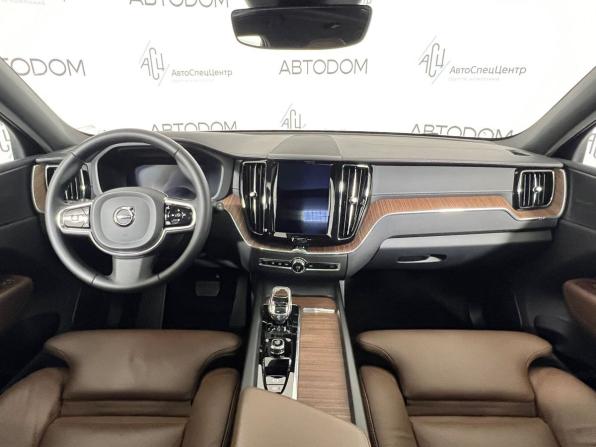 Volvo XC60 II Рестайлинг с пробегом 2023 года, цена 5 249 000 рублей, 28000 км, внедорожник, Автокод Объявления