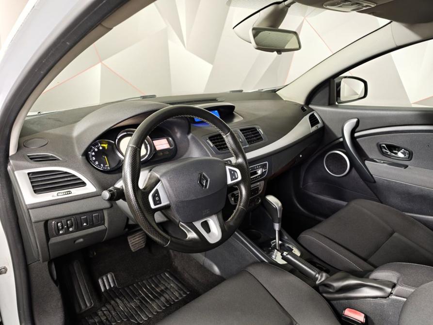 Renault Megane III Рестайлинг Москва  - изображение 17
