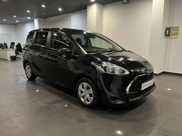 Toyota Sienta II Рестайлинг с пробегом 2020 года, цена 1 859 000 рублей, 66650 км, компактвэн, Автокод Объявления