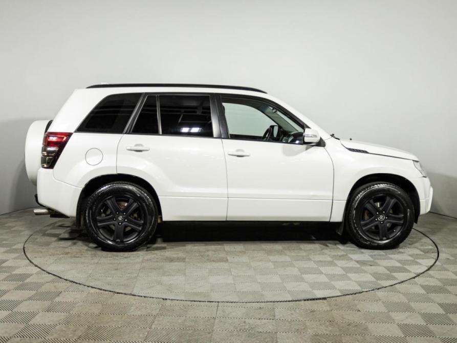 Suzuki Grand Vitara II Рестайлинг Санкт-Петербург  - изображение 4