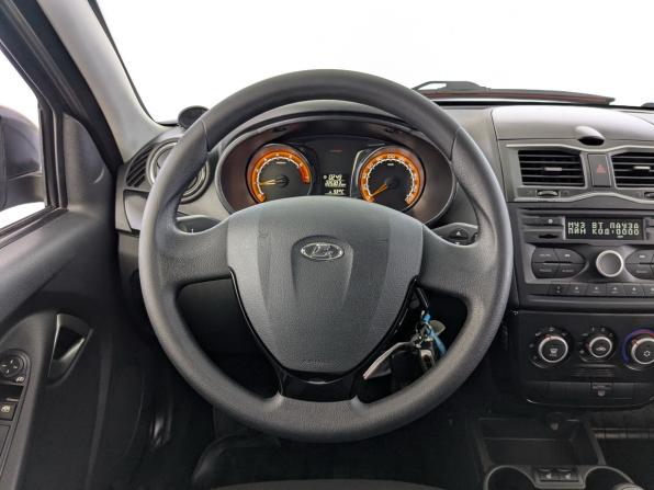 Lada (ВАЗ) Granta I Рестайлинг с пробегом 2021 года, цена 545 000 рублей, 225301 км, универсал, Автокод Объявления