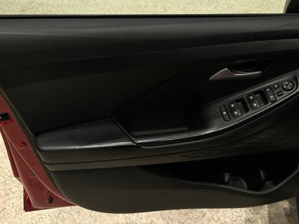 Hyundai Creta II с пробегом 2022 года, цена 2 099 000 рублей, 76000 км, внедорожник, Автокод Объявления