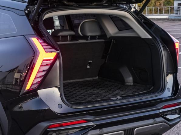 Geely Atlas II с пробегом 2024 года, цена 2 498 000 рублей, 63000 км, внедорожник, Автокод Объявления