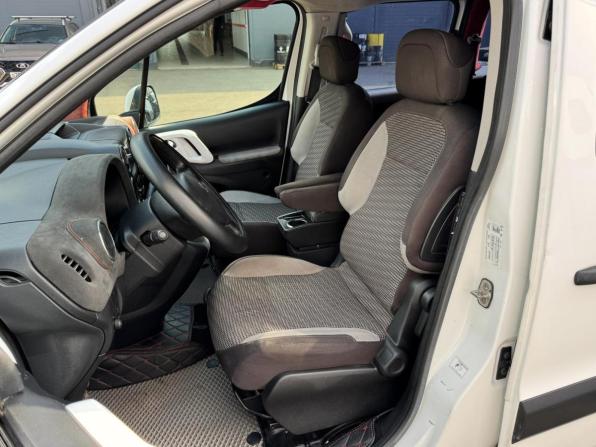 Peugeot Partner II Рестайлинг с пробегом 2012 года, цена 749 000 рублей, 198358 км, компактвэн, Автокод Объявления