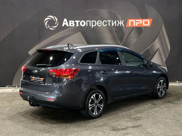 Kia Ceed II Рестайлинг с пробегом 2017 года, цена 1 128 000 рублей, 204505 км, универсал, Автокод Объявления